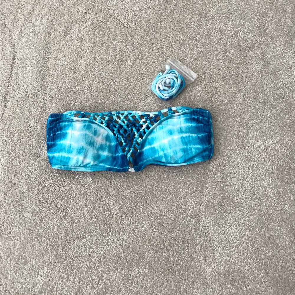 Strapless Rip Curl bikini top